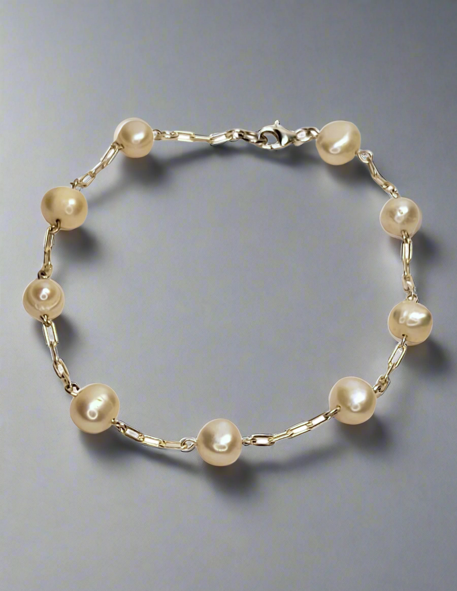 Freshwater Pearls & Sterling Silver Bracelet